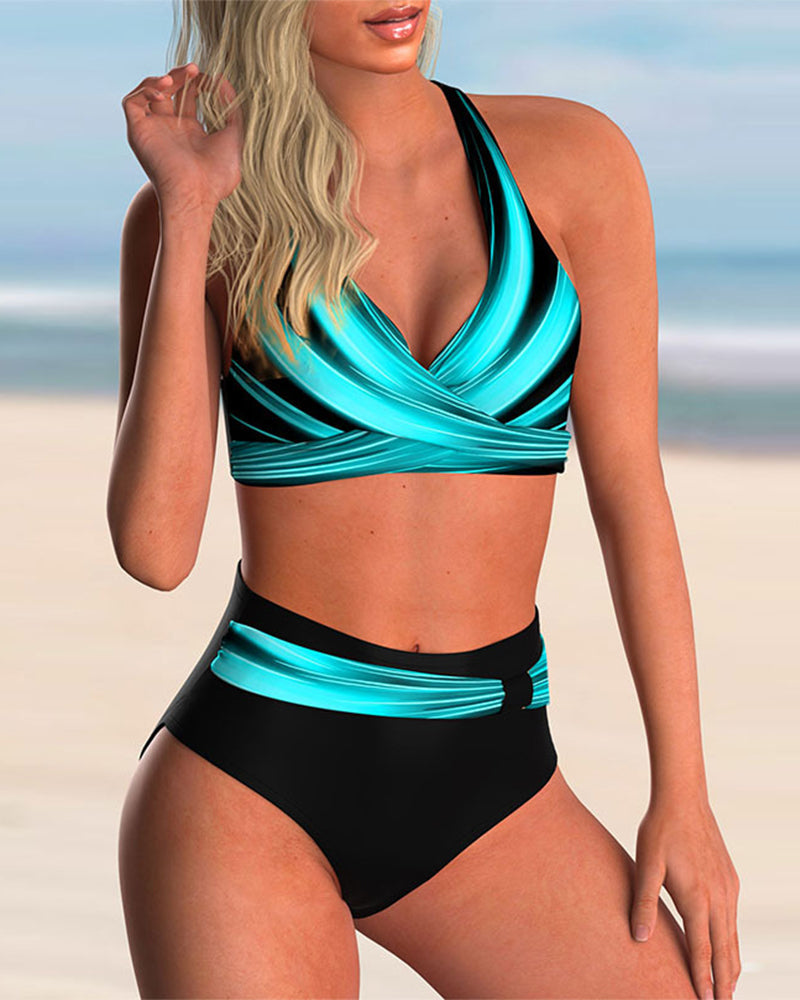 Liliana - Bikini Set with Cross Cut and Print