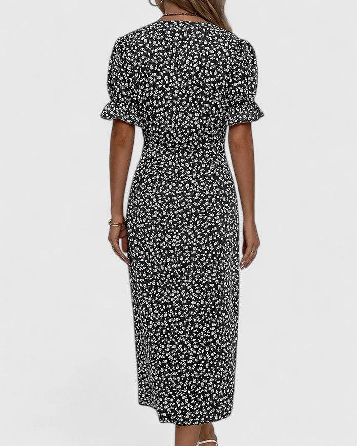 Kataryna™ Emma & Rose Cape Town women's summer dress with a flowy, lightweight fabric and a relaxed fit, perfect for warm weather.