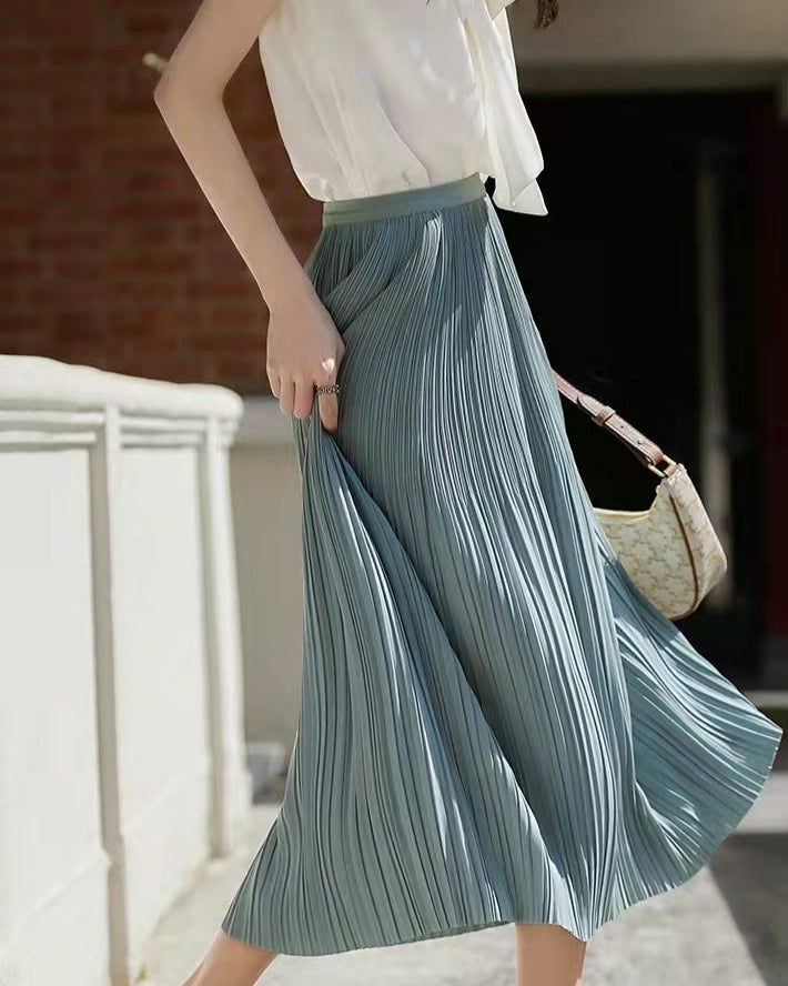Mid-Length Pleated Skirt in Solid Color | Perfect for Autumn