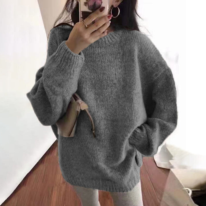 Gracefully Designed Pullover - Elena Harper