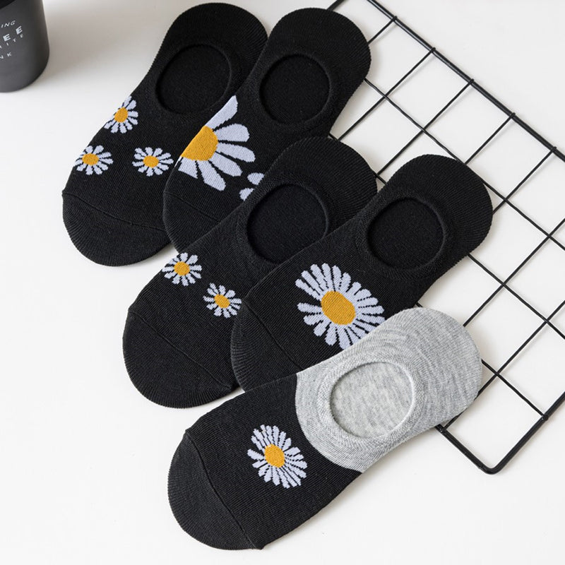 Casual Socks with Chrysanthemum Patterns