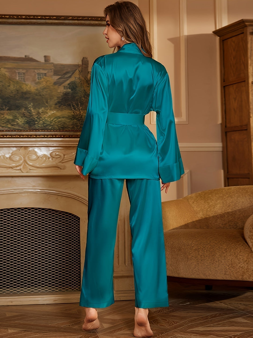 Aurielle Elegance Robe & Pajama Set - Elena Harper