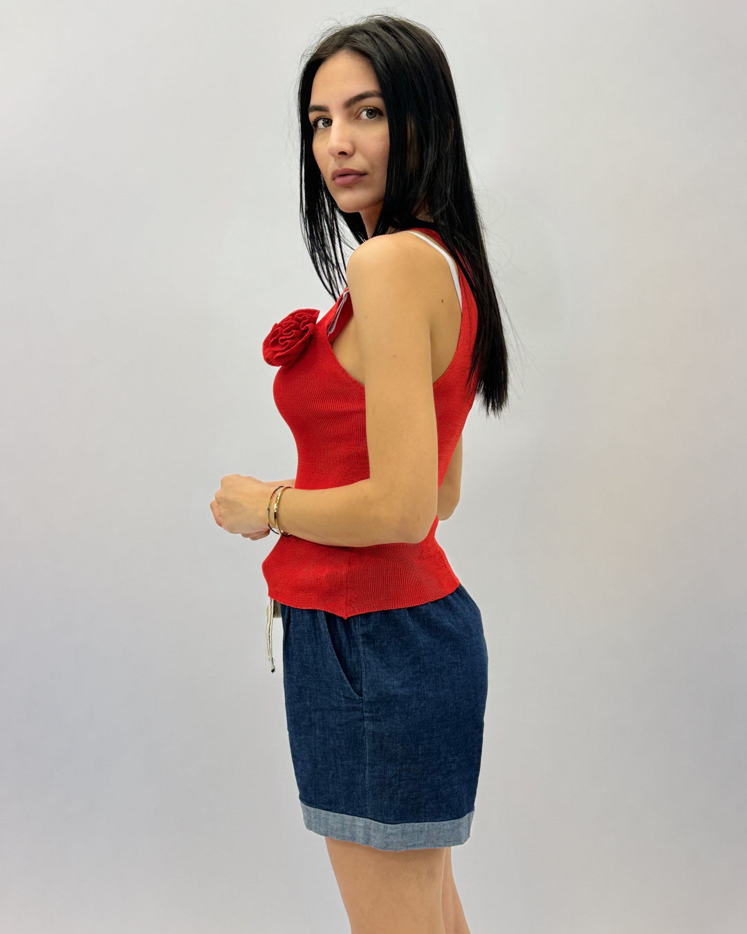 Gretchen™  |  American-style Top Flower Detail
