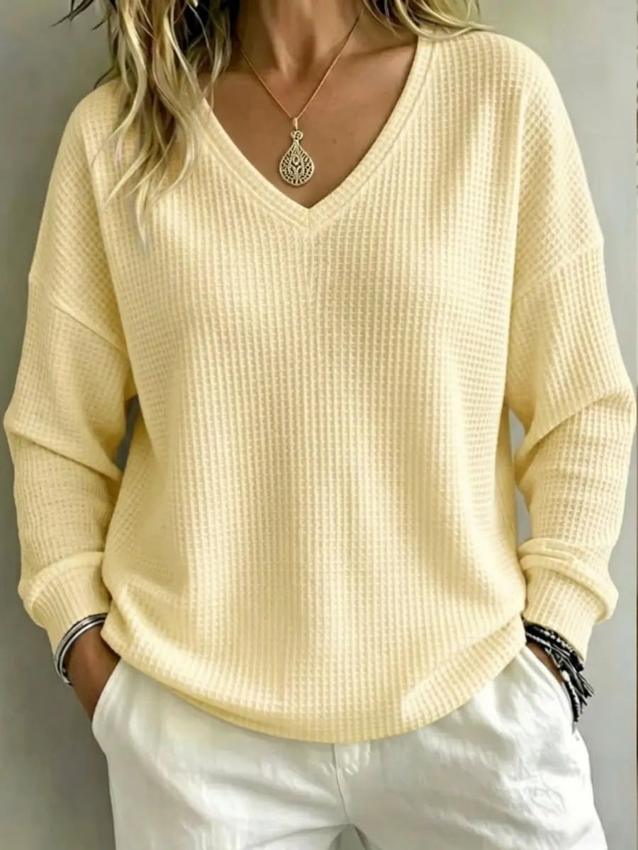 Casual V-Neck Pullover for Women – A Relaxed and Comfortable Style for Everyday Wear