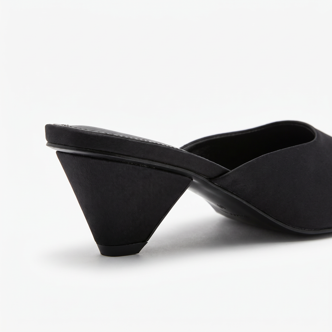 Black Pointed Toe Kitten Heel Mules