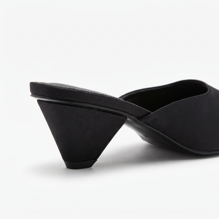 Black Pointed Toe Kitten Heel Mules