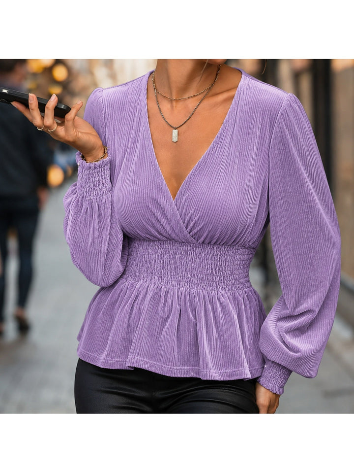 Fluid Women's Blouse with Long Sleeves - Chic and Lightweight