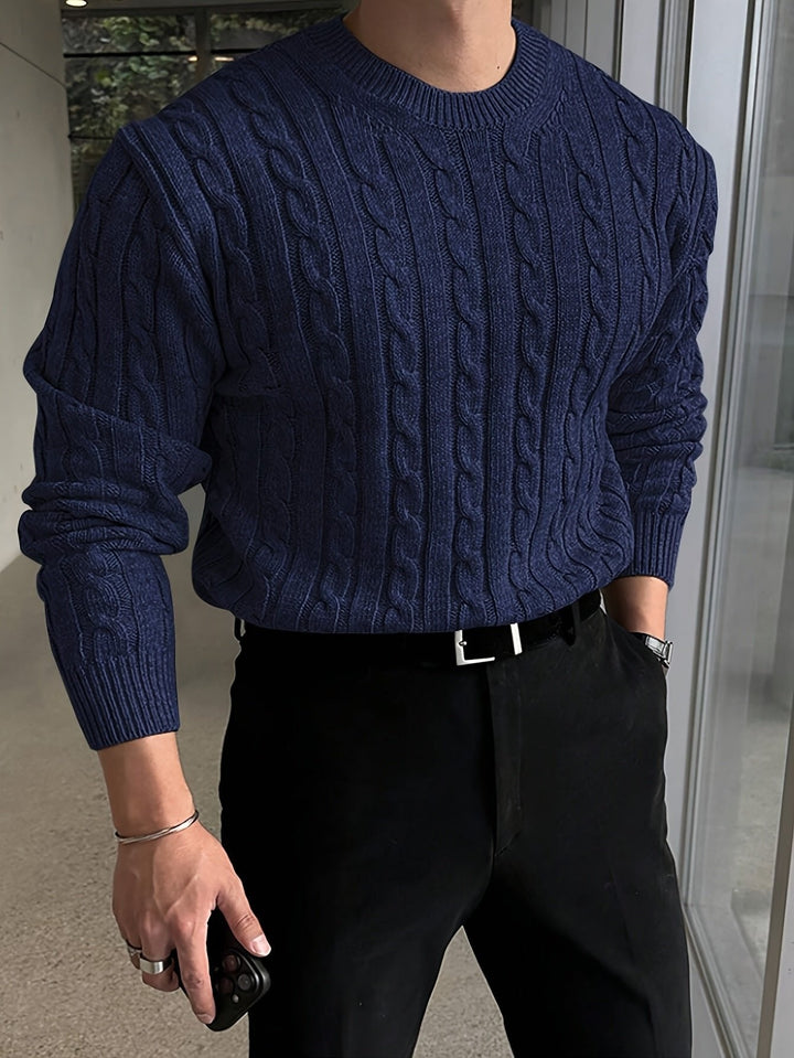 Maxim | Classic and Comfortable Men's Cable Knit Sweater