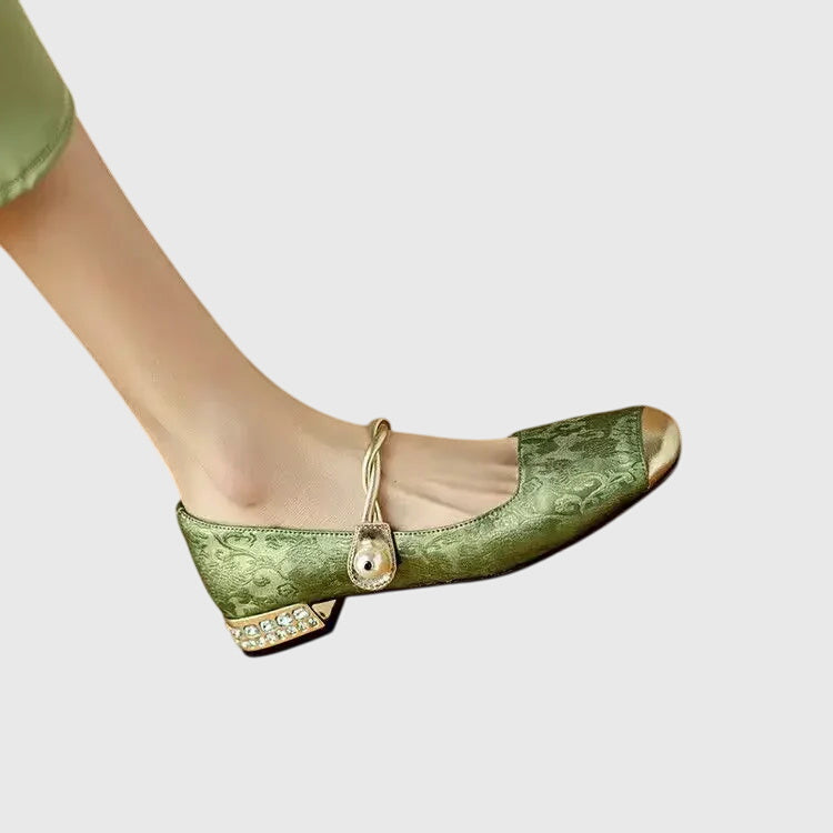 Women's Orthopaedic Low-Heeled Shoes with Mary Jane Strap for All-Day Comfort