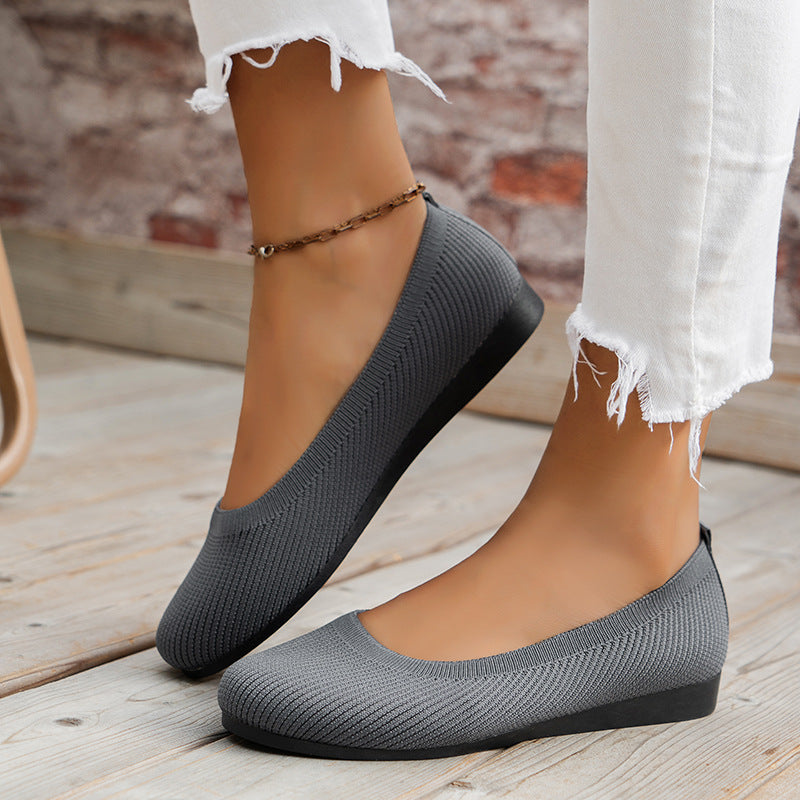Lara | Slip-On Flat Orthopaedic Shoes with Closed Design