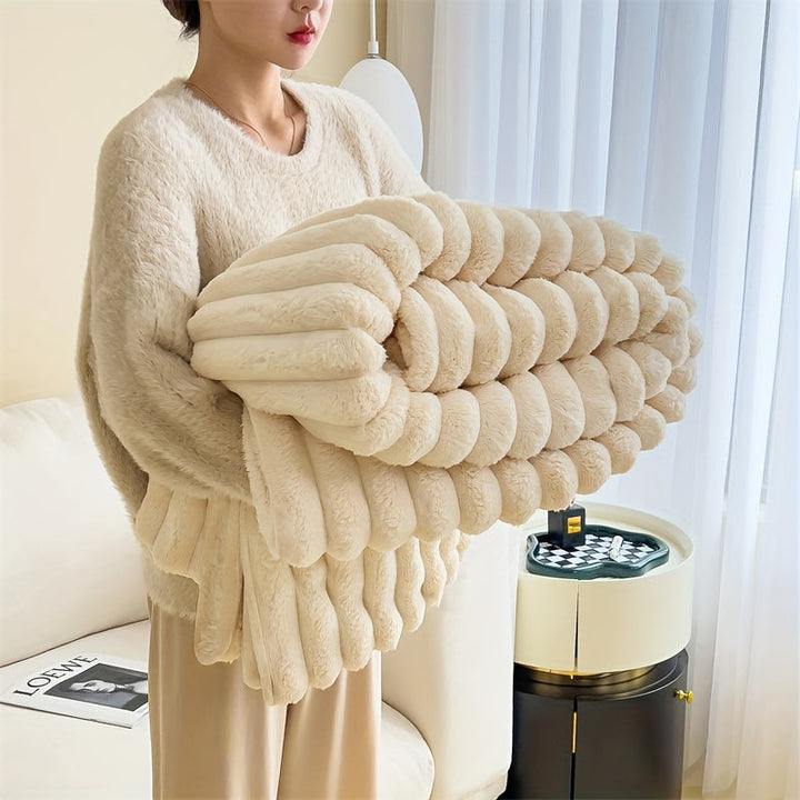 Faux Rabbit Fur Blanket Super Soft and Warm Suitable for Home or On-the-Go - Elena Harper