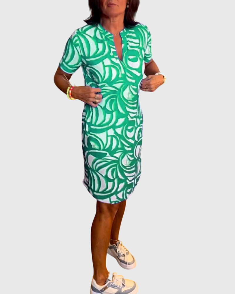 Elle™  |  Flattering Avenue Walk Dress