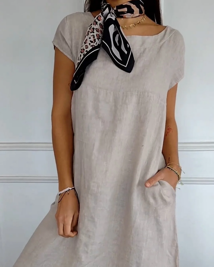 Brenna | Women's Dress with Pockets and Short Sleeves