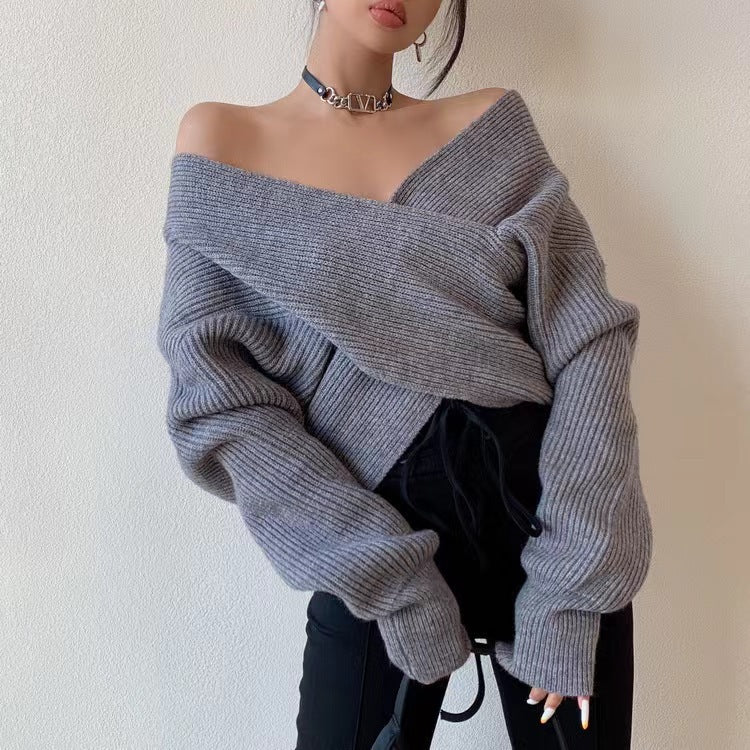 Women's Sweater with V-Neck and Exposed Shoulders - Soft and Modern