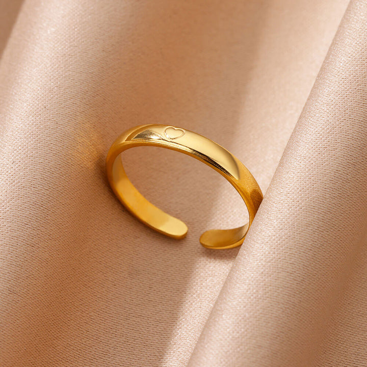 Leiannora™  |  Love Ring 18k Gold