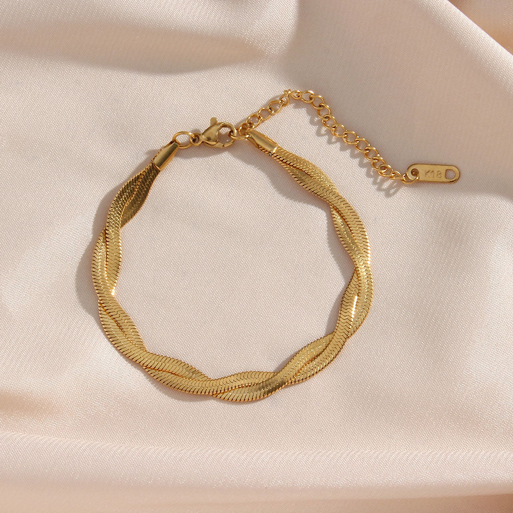 Madiorelle™  |  Twisted Armband 18k Gold