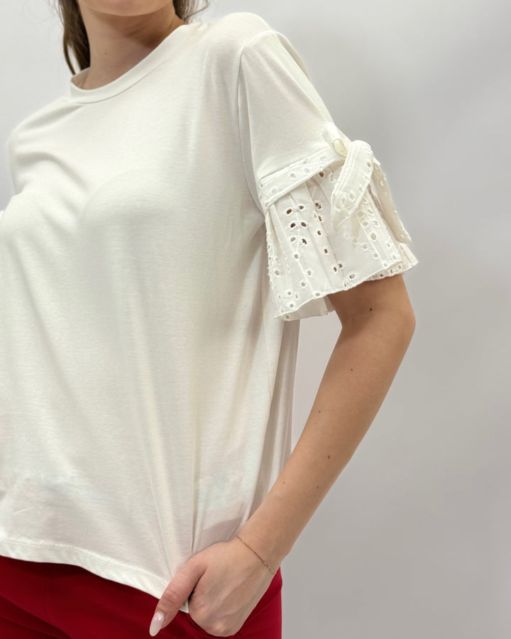 Rozanne™  |  soft luxurious fabrics T-shirt Guipure Sleeves