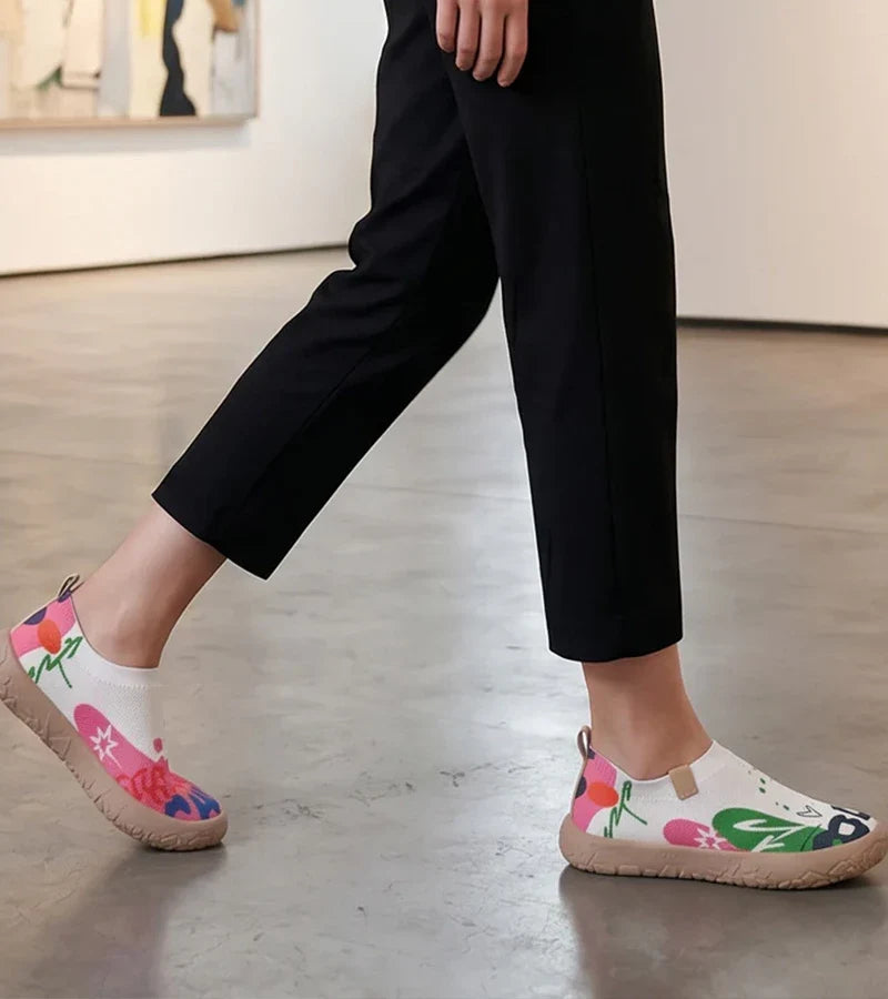 Alberta | Lightweight, Trendy and Artistic Walking Shoes