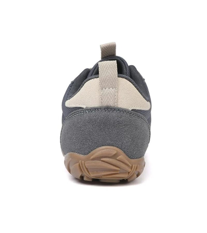 Groovers | Invisible Grip Sneakers