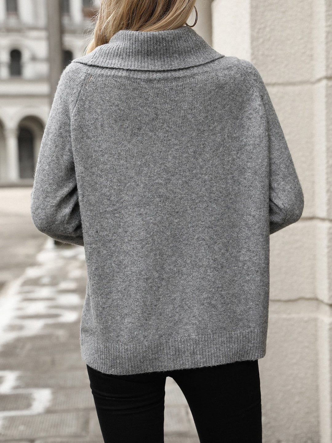 Elegant Convertible Knit Sweater for Women – Turtleneck or Off-Shoulder