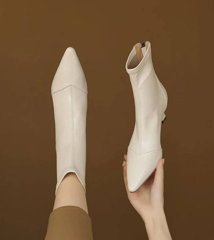 Fulvia | Minimal leather ankle boots with mid heel