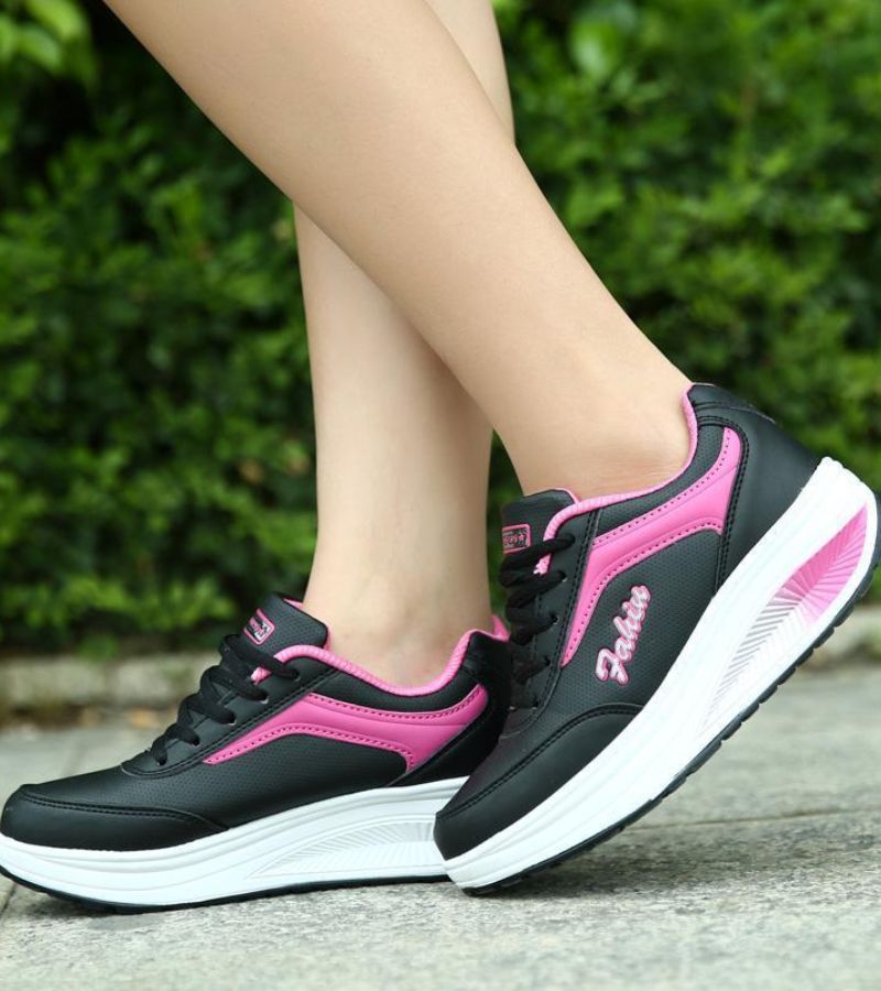 Many | Sneakers that are good for your feet