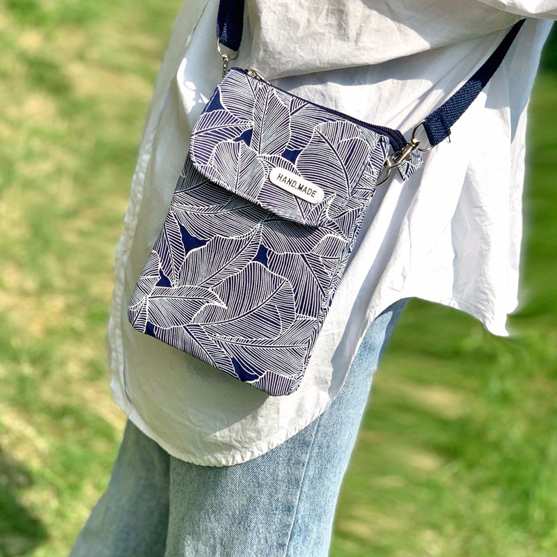 Vintage Leaf Pattern Bag