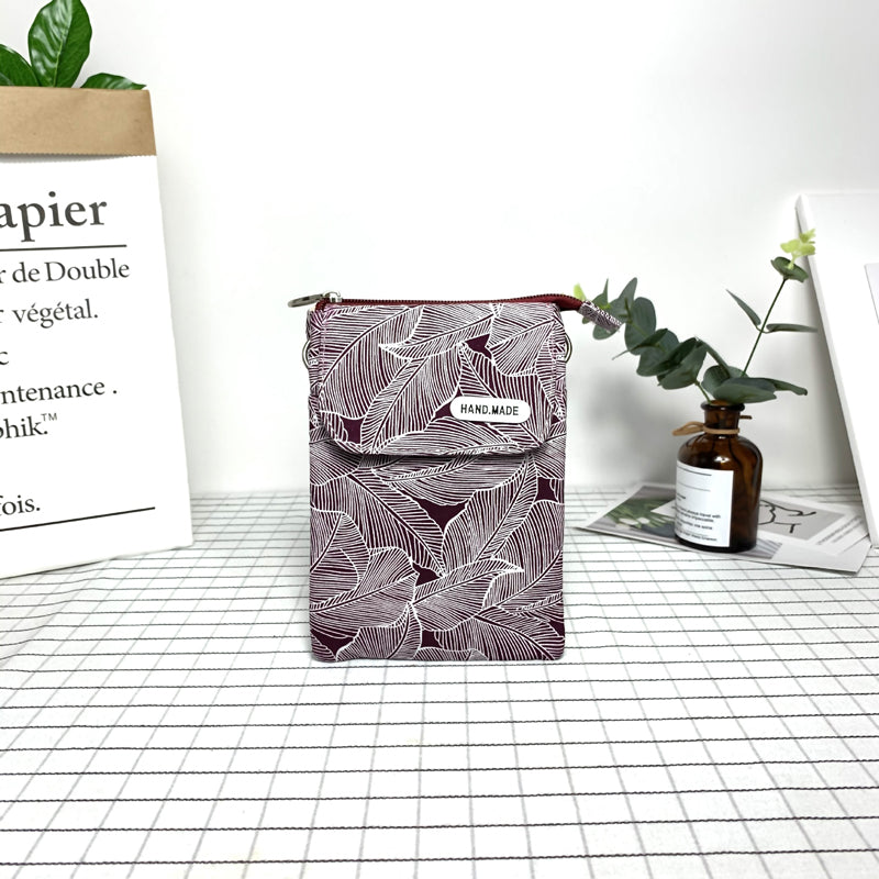 Vintage Leaf Pattern Bag