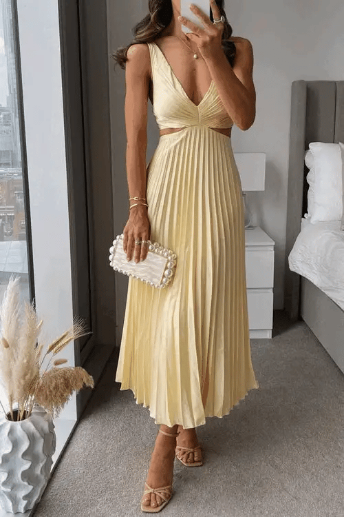 Madeleine Elegant Maxi Dress - Elena Harper