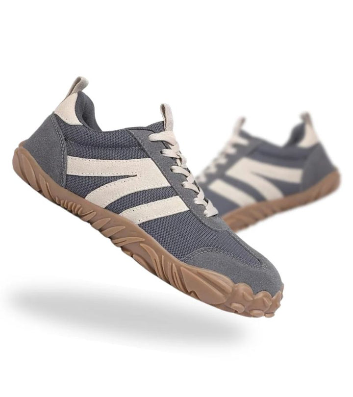 Groovers | Invisible Grip Sneakers