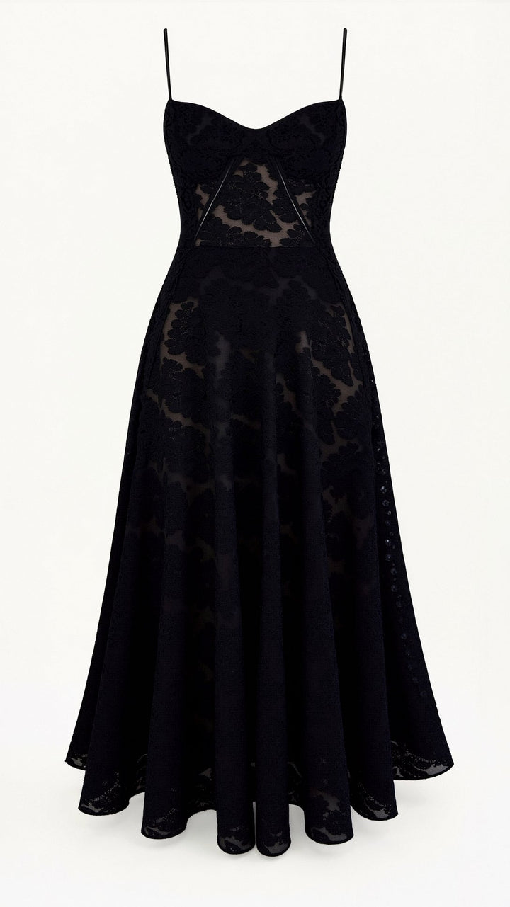 Pavia | Maxi wedding dress with thin straps and flowing design for women