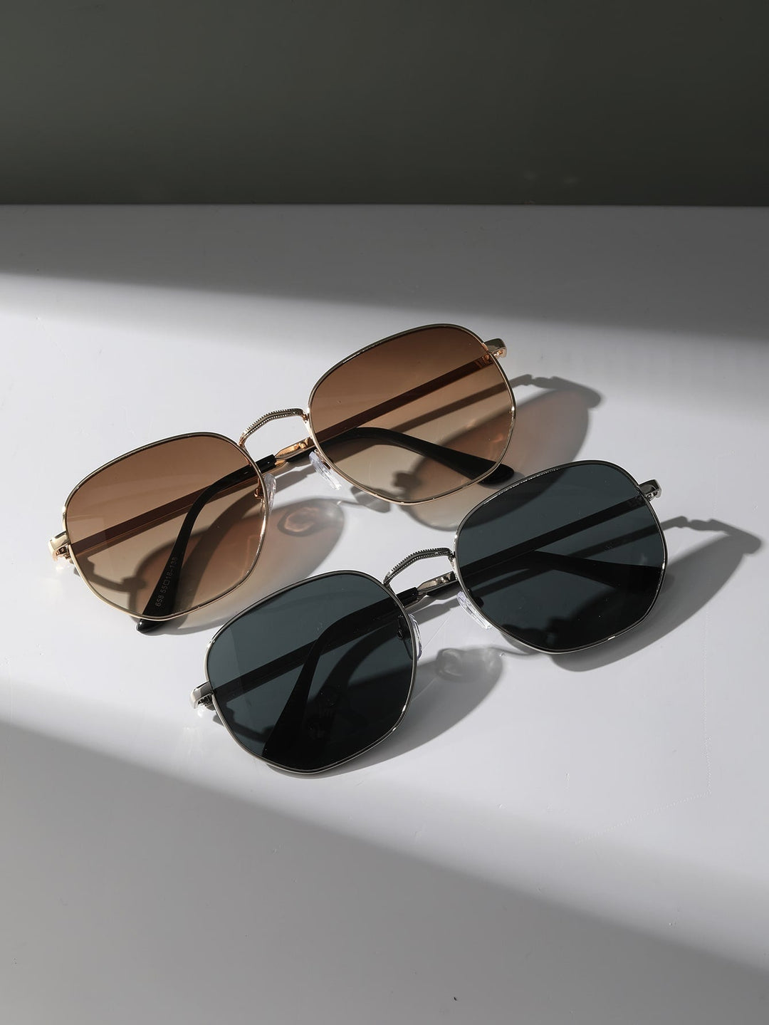 2 Pairs of Fashion Glasses with Metal Frame
