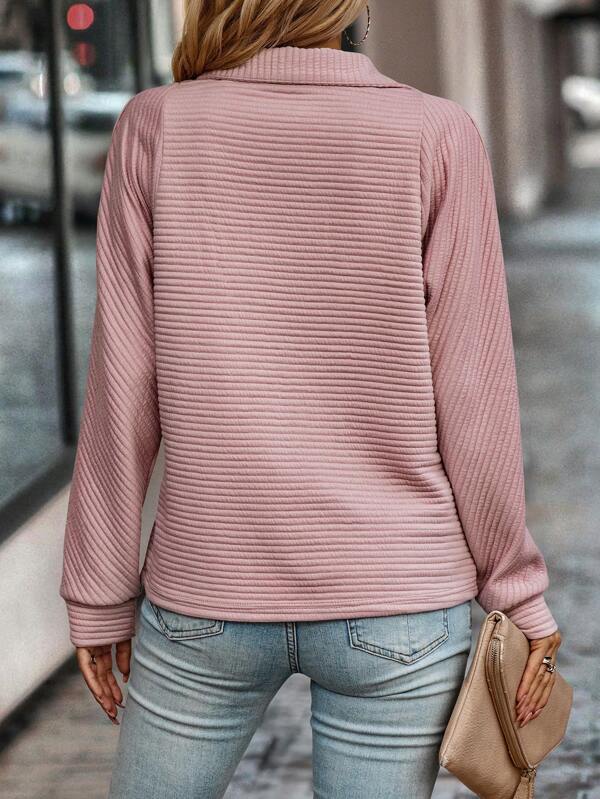 Priya - Elegant Ribbed Zip Neck Sweater