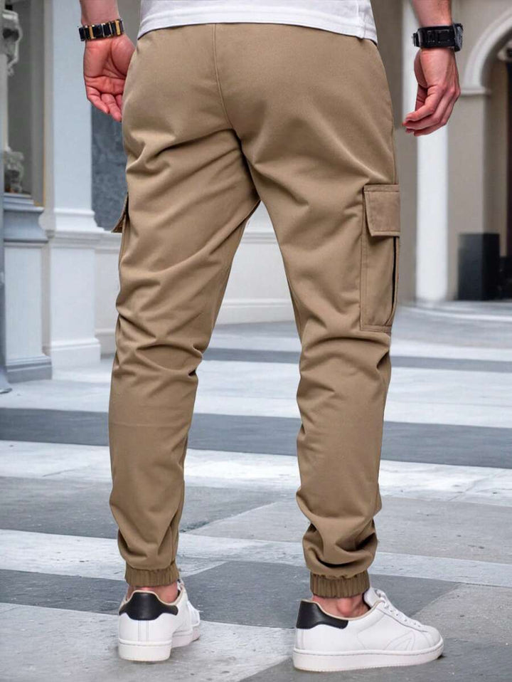 RICCARDO | LIGHTWEIGHT CARGO JOGGERS WITH POCKETS
