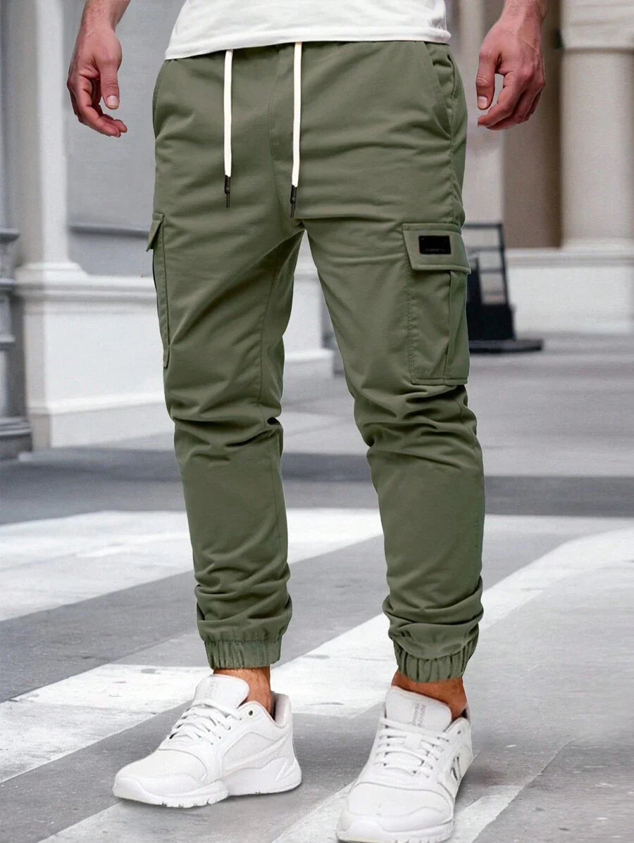 RICCARDO | LIGHTWEIGHT CARGO JOGGERS WITH POCKETS