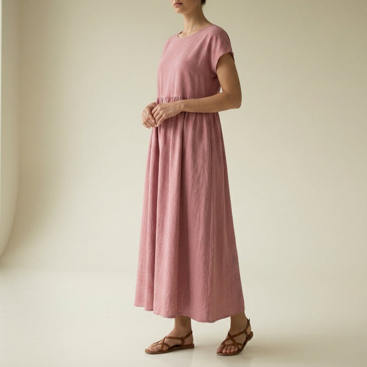 Birgu Pleated Midi Dress