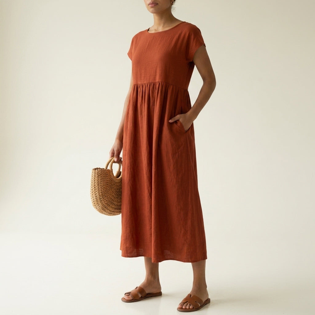 Birgu Pleated Midi Dress