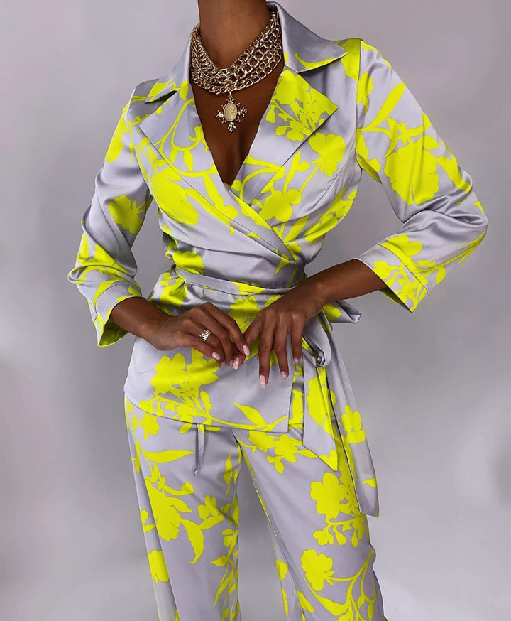 Women's Blazer with Floral Pattern and Wide Legs Valéne, view 2 - Elena Harper