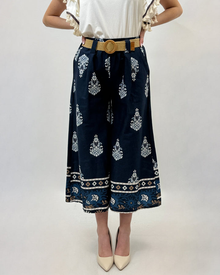 Marisa™  |  Embroidered Trousers Belt Detail
