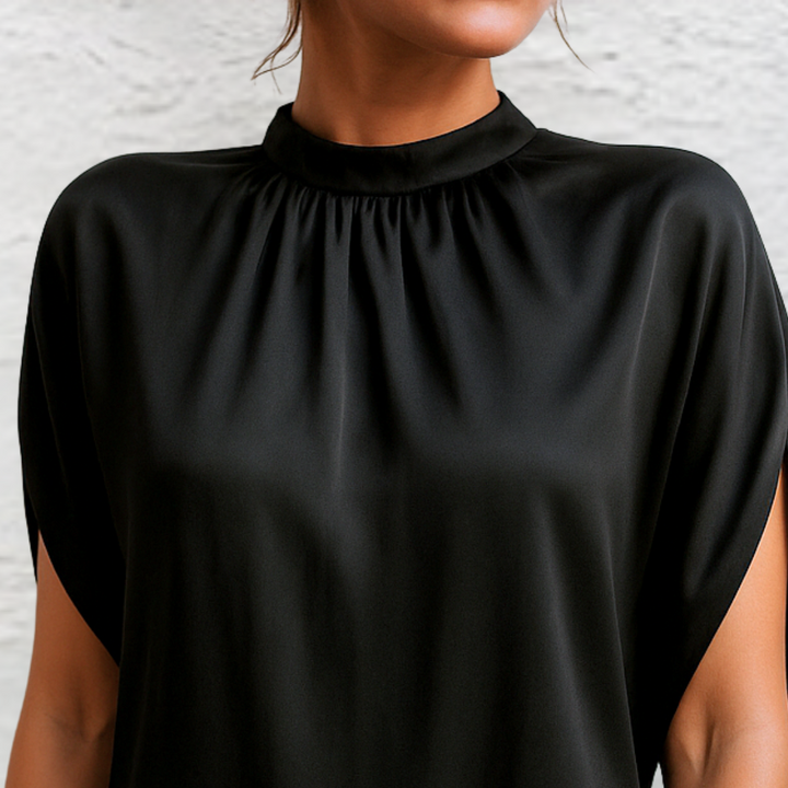 Elegant Short Women's Dress with Straight Cut for Chic and Comfortable Summer