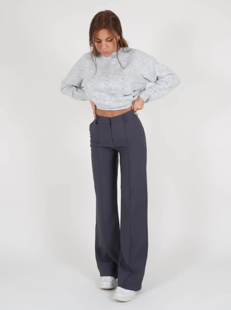 JacobNora AUS Trousers for Women - Elena Harper