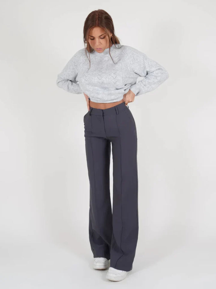 JacobNora AUS Trousers for Women - Elena Harper
