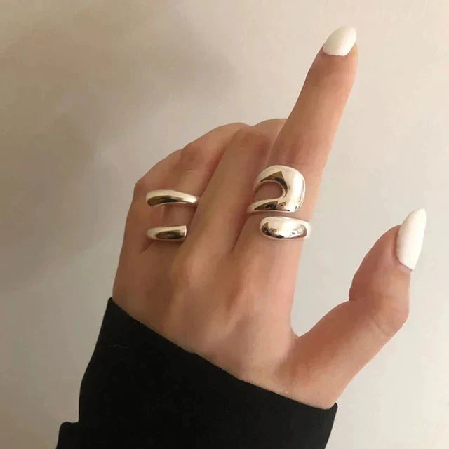 Vanessa™  |  Elegant Adjustable Ring