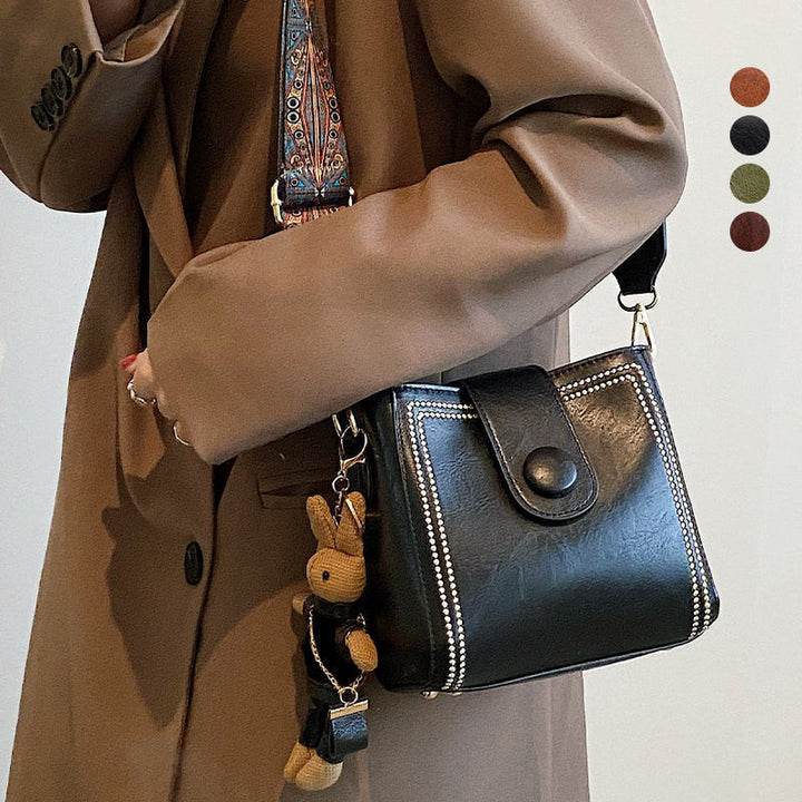 Small square women's bag in soft PU – Retro style and trendy for everyday use