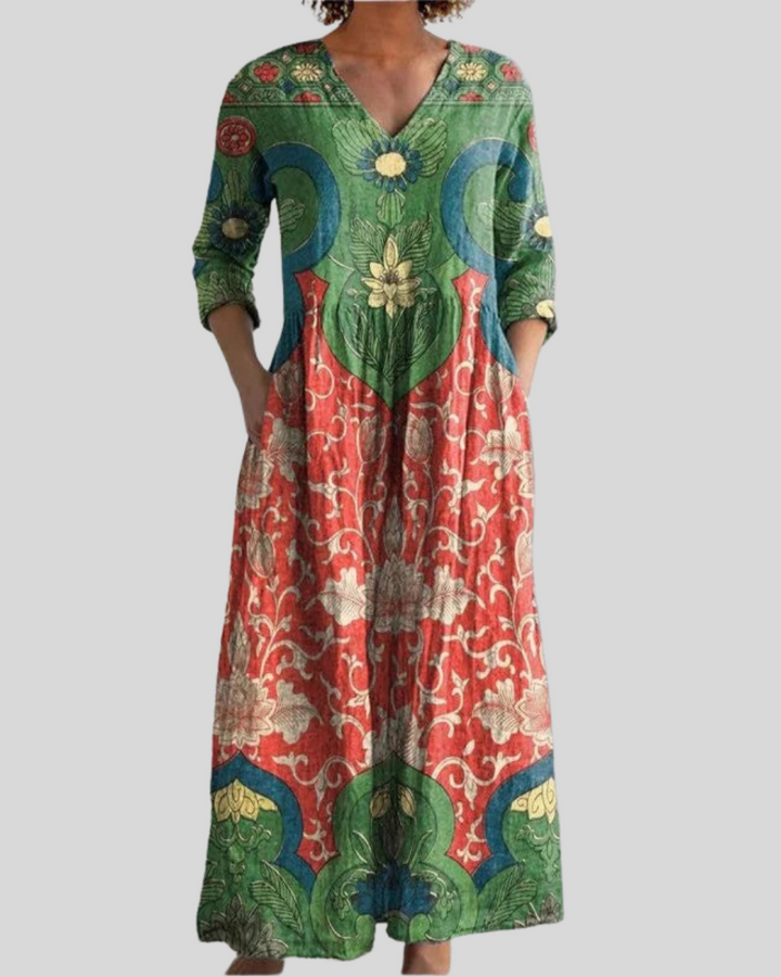 Bernadine Vintage Maxi Dress with Floral Pattern - Elena Harper