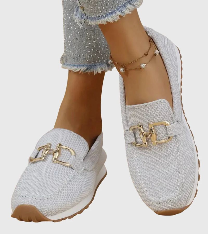 Susie | Moccasins with Golden Buckle – Light Feet from Morning to Evening