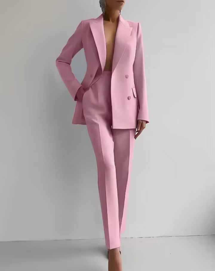 Mariza – Trendy Blazer and Trousers with Pleats