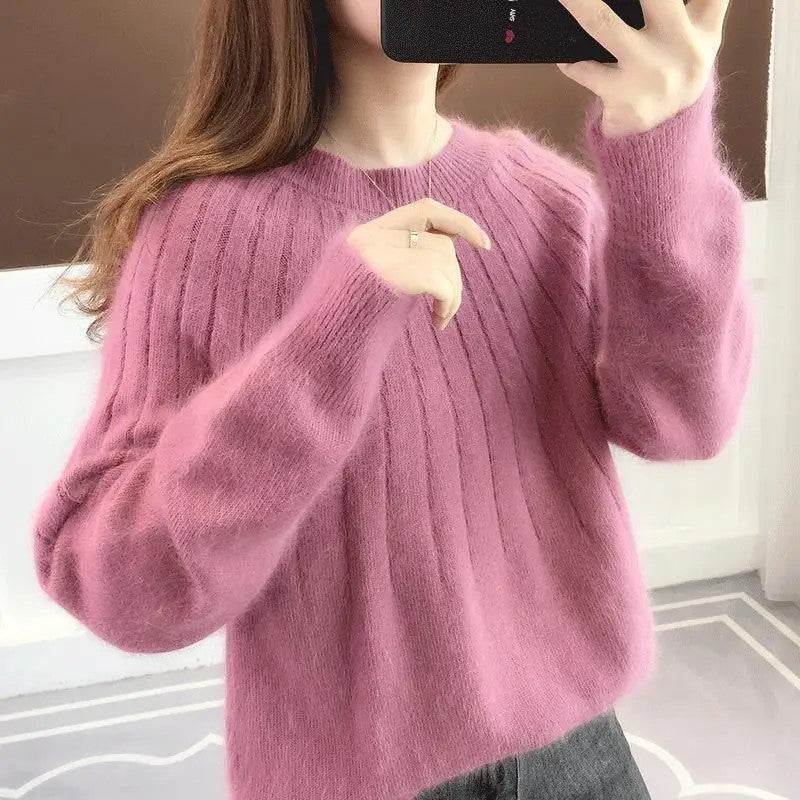 Women's Cozy Knit Round Neck Sweater – Comfortable Winter Elegance