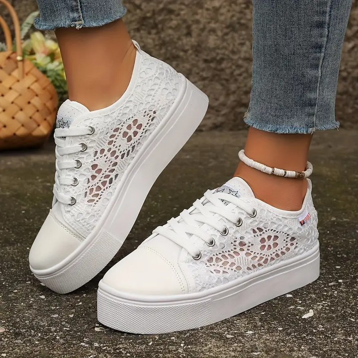 Auke Comfortable Sneakers with Supportive Footbed - Elena Harper