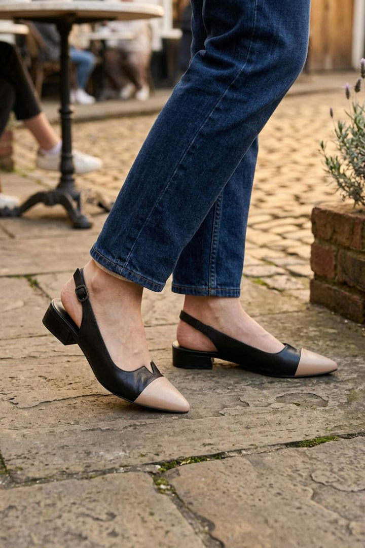 Women's Pointed Slingback Pumps | Two-Tone Front
